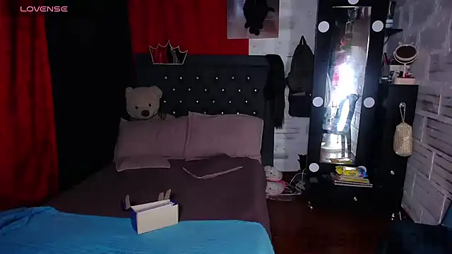 Snapshot of samy_doll chatting on November 2025 02:03:02 AM samy doll online show from November 2025 02:03:02 AM