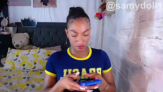 Snapshot of samy_doll chatting on November 2025 11:35:01 PM samy doll online show from November 2025 11:35:01 PM