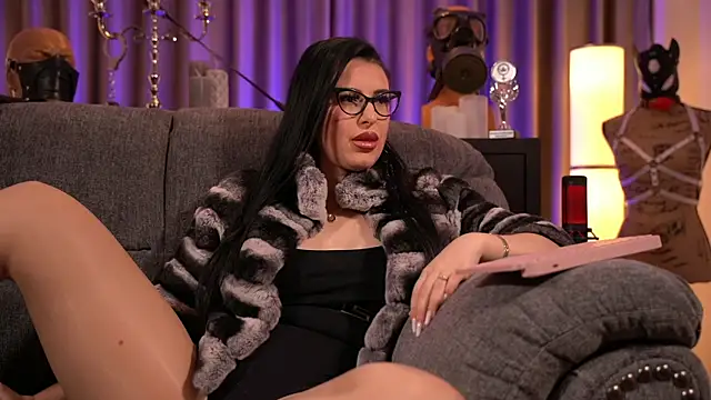 kelly kent online show from December 2024 10:40:02 PM