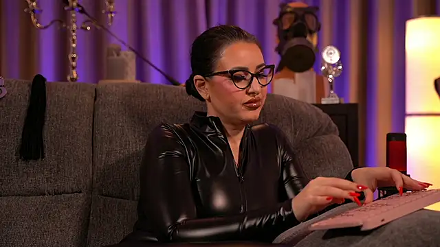 kelly kent online show from January 2025 02:11:01 AM