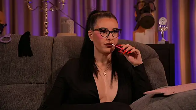 kelly kent online show from February 2025 11:53:02 PM