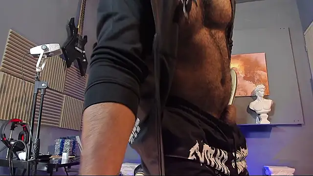 BeardAndrew online show from December 2024 01:18:01 AM