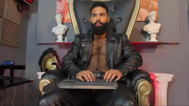 BeardAndrew online show from December 2024 01:43:01 AM