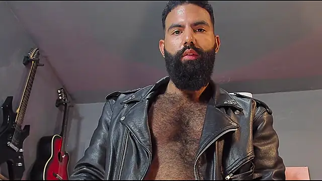 BeardAndrew online show from December 2024 04:45:02 AM