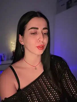 Snapshot of Emylia chatting on December 2024 10:25:02 PM Emylia online show from December 2024 10:25:02 PM