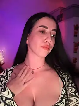 Snapshot of Emylia chatting on December 2024 11:39:01 PM Emylia online show from December 2024 11:39:01 PM