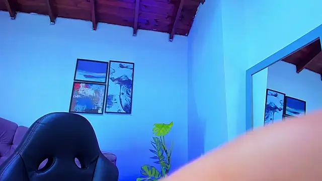 Gretta Queen online show from March 2025 01:49:01 AM