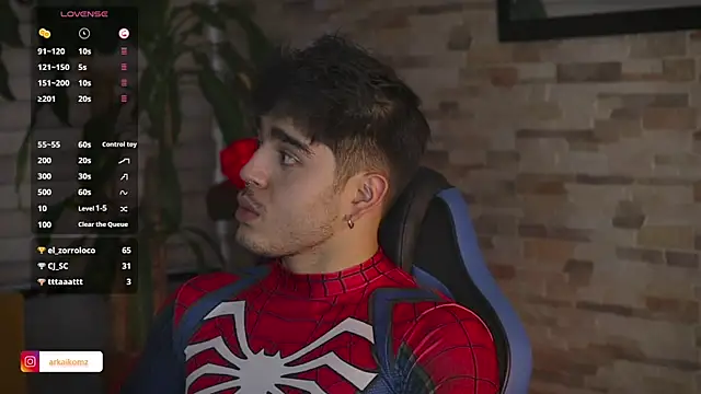 Arkaikomz online show from January 2025 12:26:02 AM