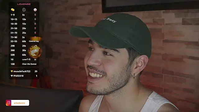 Arkaikomz online show from February 2025 02:17:01 AM