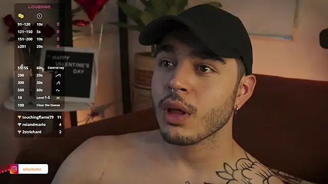 Arkaikomz online show from February 2025 01:25:01 AM