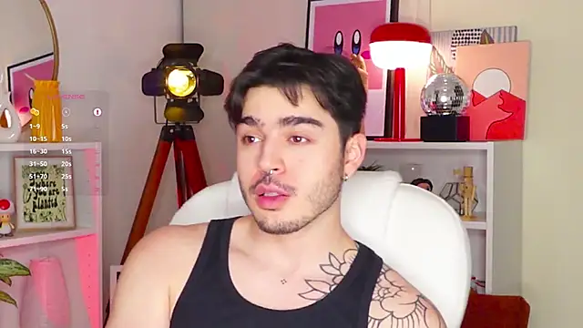 Arkaikomz online show from November 2025 10:59:02 PM