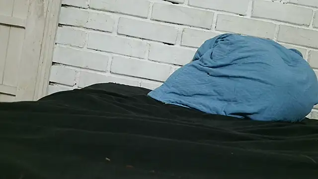 valeriaswang Lucas online show from October 2025 11:18:01 PM