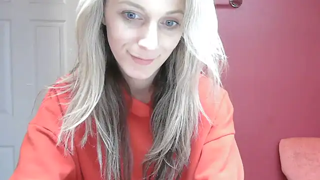 Heyitsmee33 online show from December 2024 01:37:01 AM