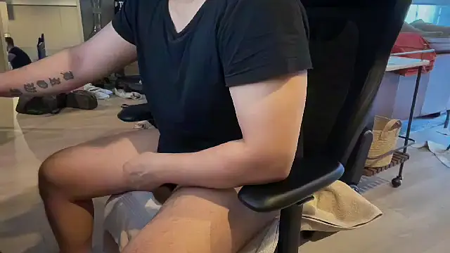 HungandThickLatin online show from February 2025 03:12:02 PM