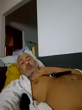 cuci45 online show from September 2025 07:49:01 PM