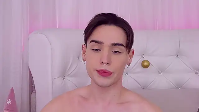 Snapshot of RobbyCharming chatting on December 2024 04:53:02 AM RobbyCharming online show from December 2024 04:53:02 AM