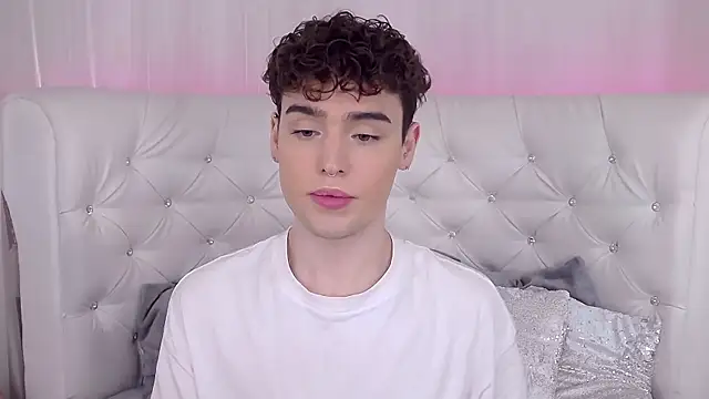 RobbyCharming online show from October 2025 04:21:01 AM