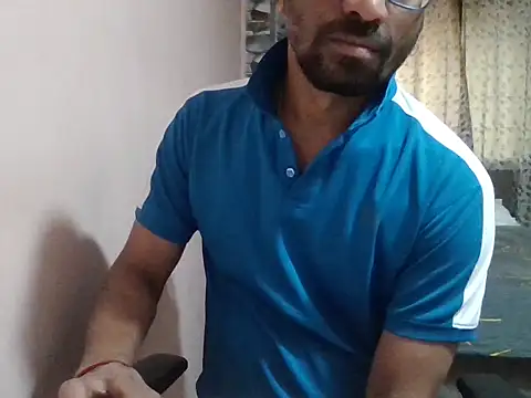 sexx4 online show from March 2026 12:00:01 PM