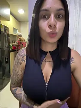 Snapshot of charlotte_stevenss_ chatting on January 2025 01:52:02 PM charlotte stevenss online show from January 2025 01:52:02 PM