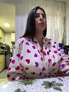 Snapshot of charlotte_stevenss_ chatting on January 2025 07:05:01 PM charlotte stevenss online show from January 2025 07:05:01 PM