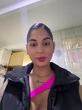 Snapshot of charlotte_stevenss_ chatting on January 2025 02:30:02 PM charlotte stevenss online show from January 2025 02:30:02 PM