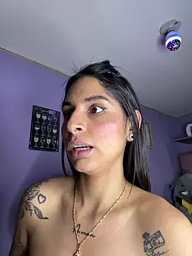 Snapshot of charlotte_stevenss_ chatting on February 2025 11:21:02 PM charlotte stevenss online show from February 2025 11:21:02 PM