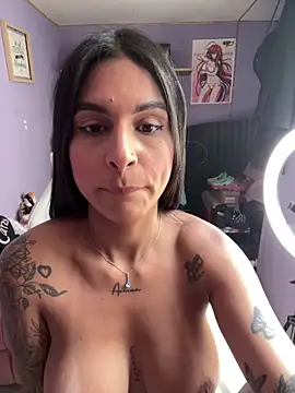 Snapshot of charlotte_stevenss_ chatting on February 2025 05:17:02 PM charlotte stevenss online show from February 2025 05:17:02 PM