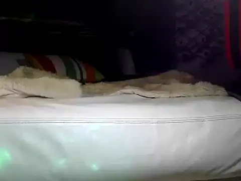 OSIRlS online show from January 2025 04:47:01 PM