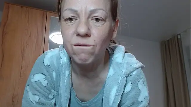 Snapshot of Popppka chatting on February 2025 06:51:01 PM Popppka online show from February 2025 06:51:01 PM