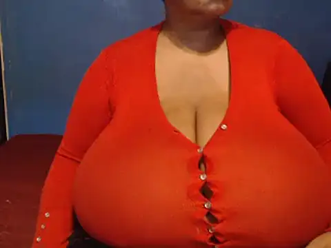 Snapshot of CUTEFIRMMELONSS chatting on February 2025 05:49:02 AM CUTEFIRMMELONSS online show from February 2025 05:49:02 AM