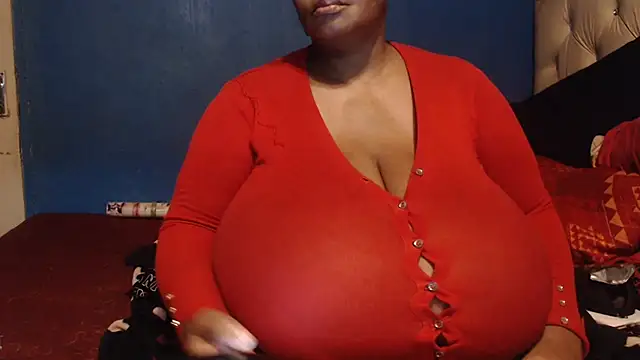 Snapshot of CUTEFIRMMELONSS chatting on February 2025 02:39:02 AM CUTEFIRMMELONSS online show from February 2025 02:39:02 AM