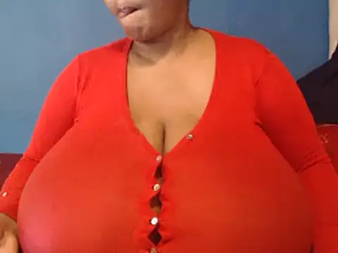 Snapshot of CUTEFIRMMELONSS chatting on February 2025 12:25:02 PM CUTEFIRMMELONSS online show from February 2025 12:25:02 PM