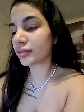 Snapshot of Samira30 chatting on January 2025 08:33:01 AM Samira30 online show from January 2025 08:33:01 AM