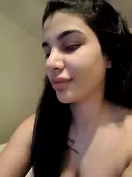 Snapshot of Samira30 chatting on February 2025 08:35:02 AM Samira30 online show from February 2025 08:35:02 AM