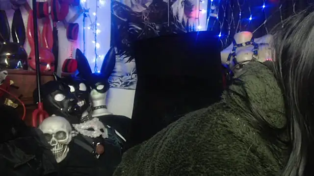 Astartexxx online show from October 2025 03:27:01 AM