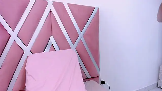 Helenn monroy1 online show from February 2026 07:06:02 PM