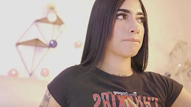 driana hoffman online show from March 2026 03:30:01 PM