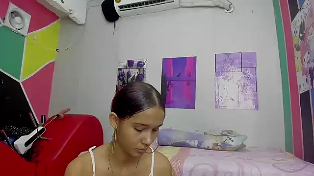 Snapshot of MarianaManzur chatting on February 2025 02:24:01 PM MarianaManzur online show from February 2025 02:24:01 PM