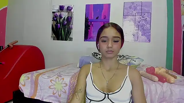 Snapshot of MarianaManzur chatting on February 2025 05:24:02 PM MarianaManzur online show from February 2025 05:24:02 PM