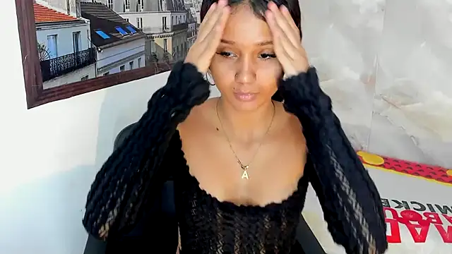 MarianaManzur online show from April 2026 07:26:02 PM