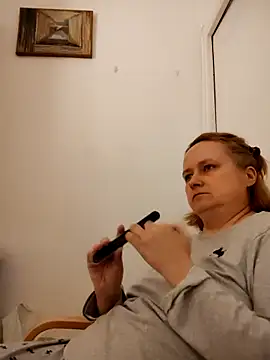 She-devilx online show from April 2026 10:32:01 PM