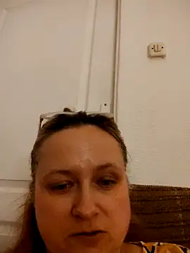 Snapshot of She-devilx chatting on June 2026 10:32:01 PM She-devilx online show from June 2026 10:32:01 PM