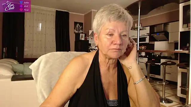 roxana brooks online show from December 2024 02:38:02 PM