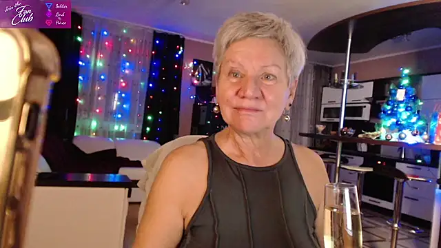 roxana brooks online show from December 2024 09:17:02 PM