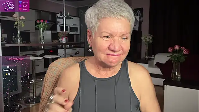 roxana brooks online show from February 2025 08:19:02 PM