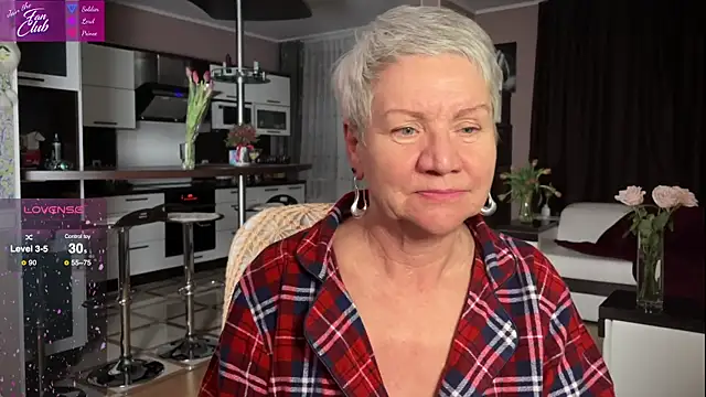 roxana brooks online show from March 2025 08:10:01 PM