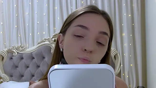 VirginieCruz online show from January 2025 08:54:02 AM