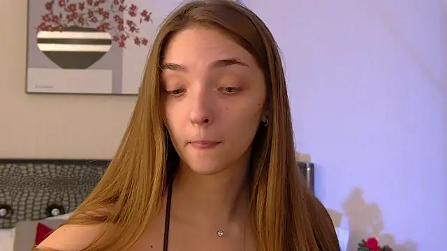 VirginieCruz online show from March 2025 05:41:02 AM