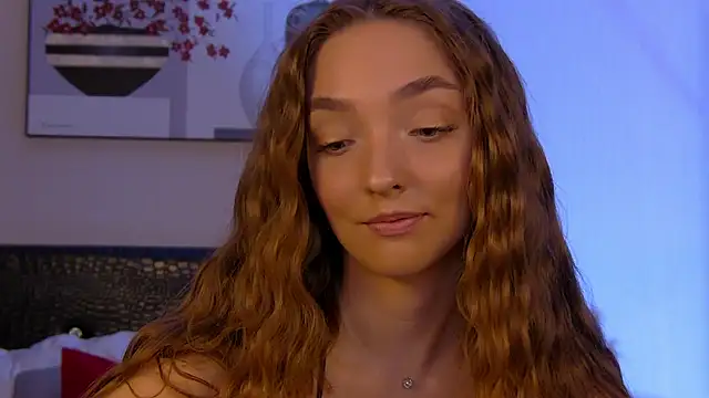 VirginieCruz online show from March 2025 05:38:02 PM