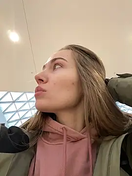 Snapshot of ValenciaShock chatting on January 2025 05:11:01 AM ValenciaShock online show from January 2025 05:11:01 AM